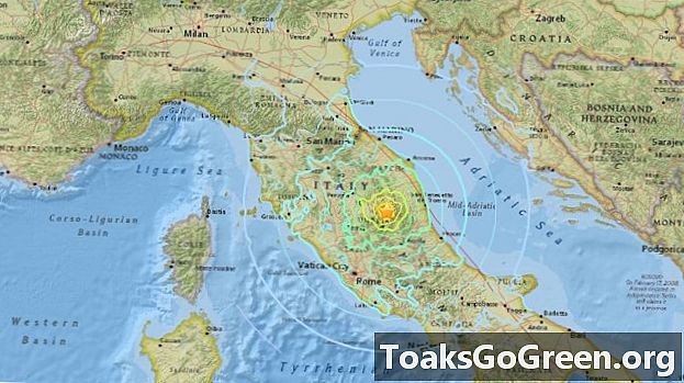 Землетрясение силой 6,6 балла в Италии