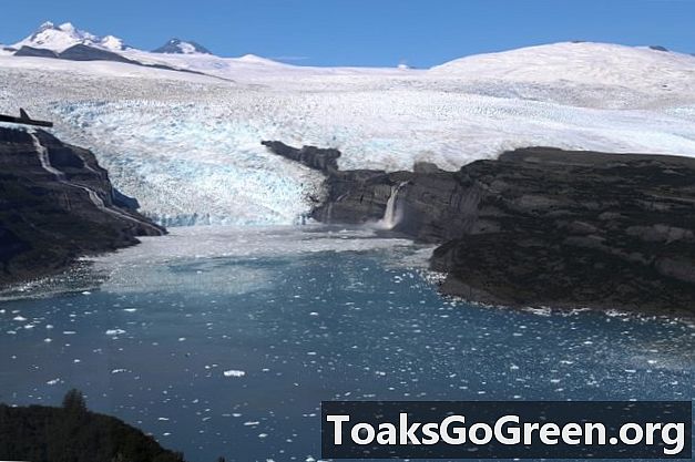 Les glaceres de les muntanyes d'Alaska: una història de deu anys