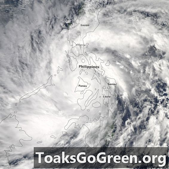 Uskomattomia kuvia ja video Super Typhoon Haiyanista