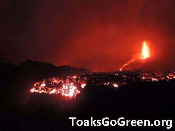 Vulkanen Pico do Fogo i Kapp Verde bryter ut, innbyggerne evakuerte
