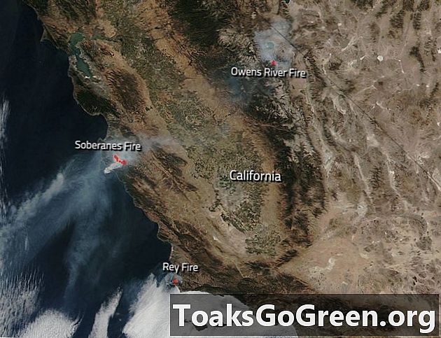 Satellit sieht 3 Waldbrände in Kalifornien