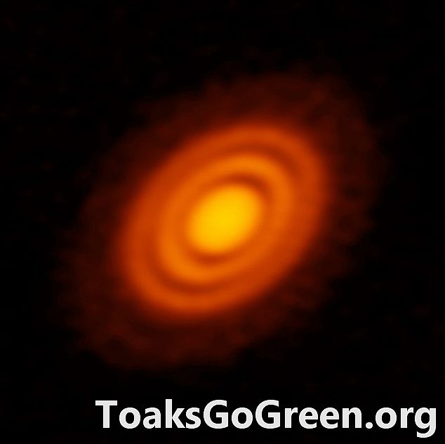 Az ALMA 3 bolygót kém egy fiatal csillag körül