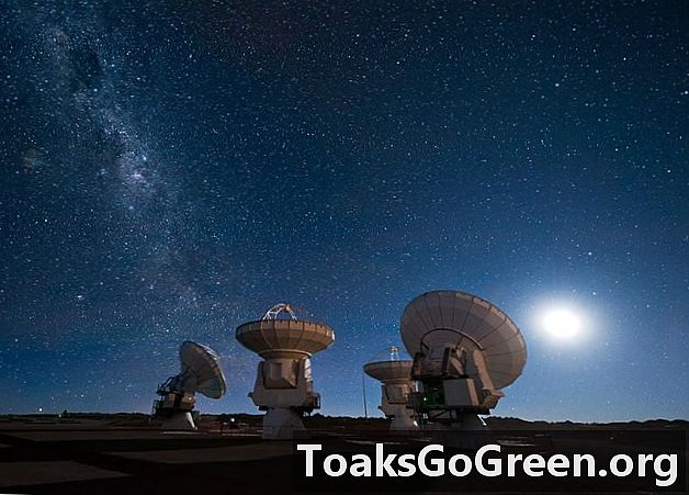 Największy na świecie projekt astronomiczny: teleskop ALMA