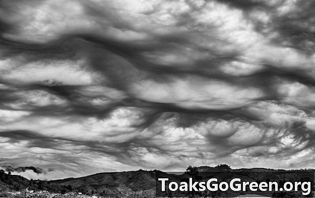 テネリフェ島のアスペリタス雲