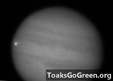 Los astrónomos ven una explosión en las nubes de Júpiter