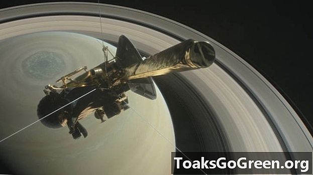 Cassini börjar sin Grand Finale