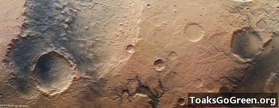 Imagini minunate din Valea Roșie a lui Marte