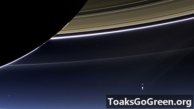 Ziemia widziana z Saturna 19 lipca 2013 r