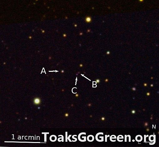 Найден чрезвычайно редкий тройной квазар