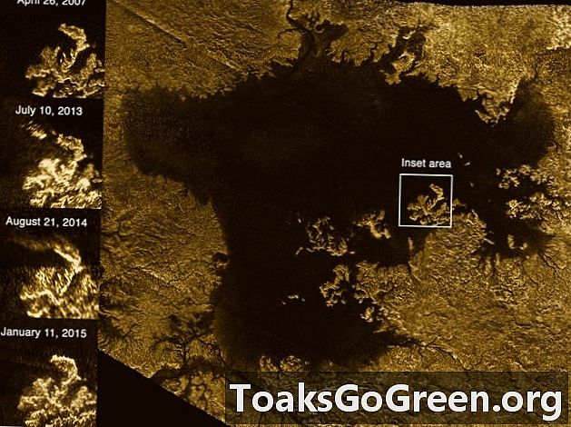 Hồ Fizzy cho mặt trăng Titan Saturn?