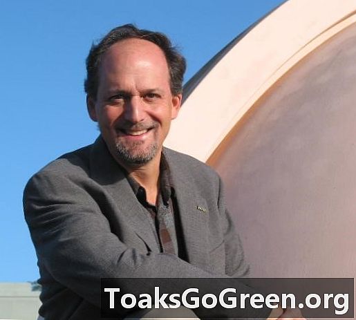 Flagstaff'taki Geoff Marcy, Kepler misyonunun olağanüstü gezegen keşiflerine ilişkin
