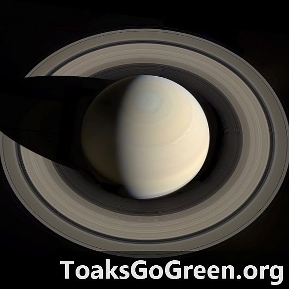 Planet 9 ne vpliva na Cassinija pri Saturnu