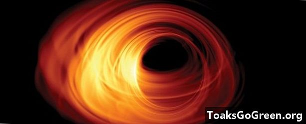 我们多久才能看到银河系心脏的黑洞？