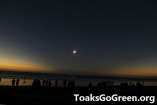 2 Juli gerhana matahari dari La Serena, Chili