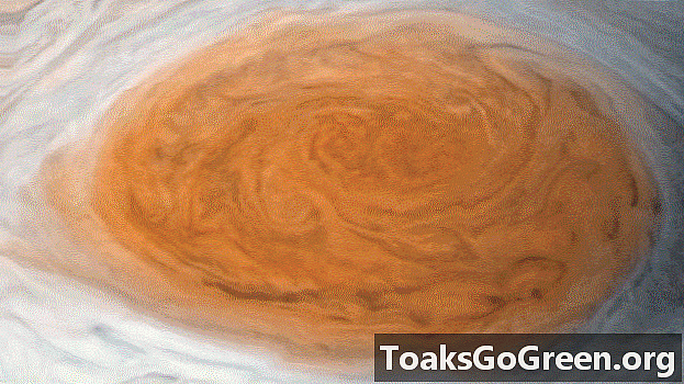 Juno koettaa Jupiterin suuren punaisen pisteen syvyydet