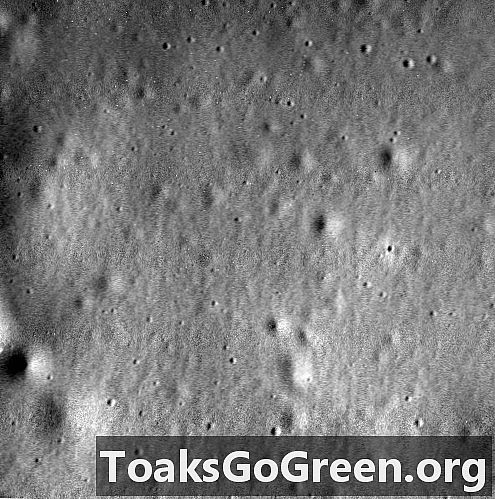 L'immagine finale di MESSENGER da Mercurio