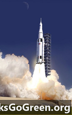 NASA paskelbė naują sunkiasvorę raketą