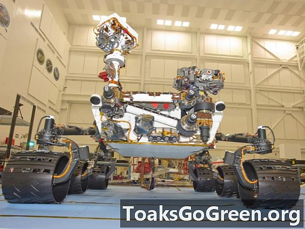 NASA se pregătește pentru lansarea lui Mars Rover Curiosity. Poți și tu.