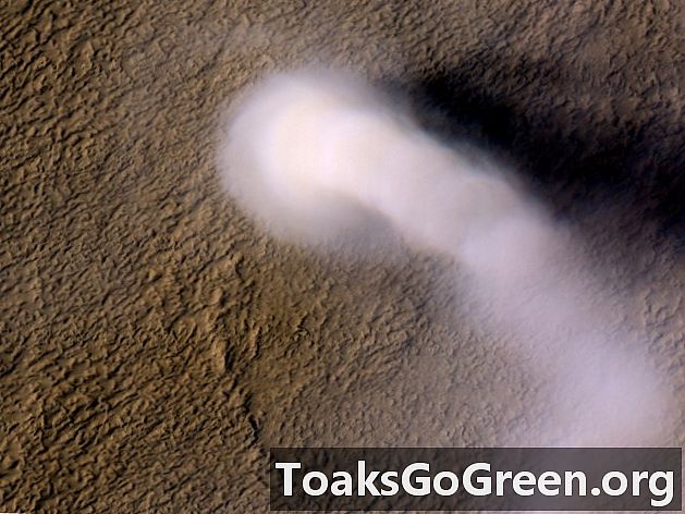 NASA 우주선, 12 마일 높이의 화성 먼지 악마