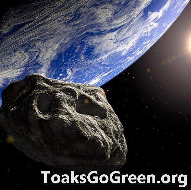 Mažas asteroidas sumokėjo didelę kainą už beveik ryškų Žemės ketvirtadienį