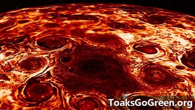 Rymdfarkoster ser Jupiter som aldrig förr