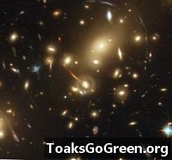 Estudo sugere que grandes galáxias pararam de crescer 7 bilhões de anos atrás