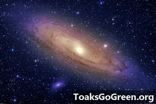Andromedas voldelige historie, den store galakse ved siden af