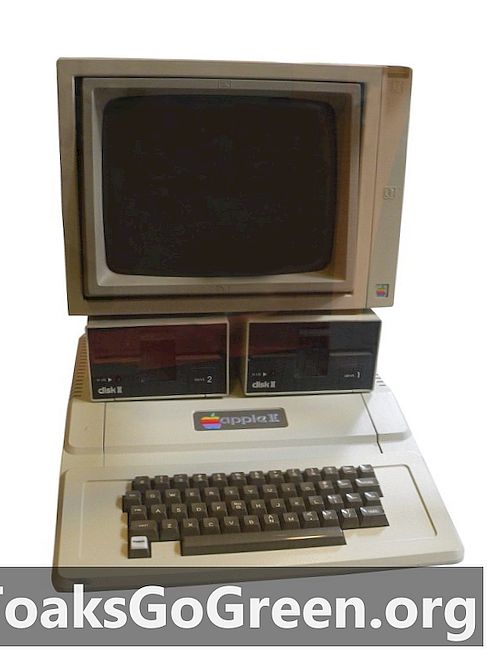 هذا التاريخ في العلوم: تطلق Apple II ثورة الكمبيوتر الشخصي