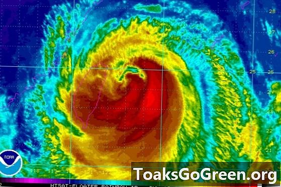 Typhoon Soulik nærmer seg Kina