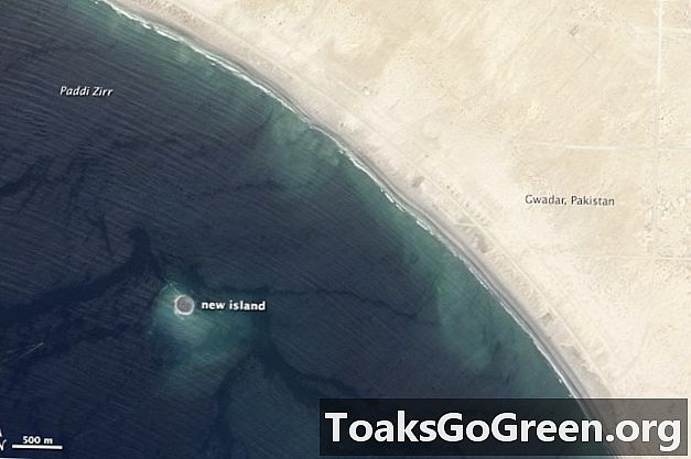 Kilátás az űrből: Földrengés-sziget előtt és után