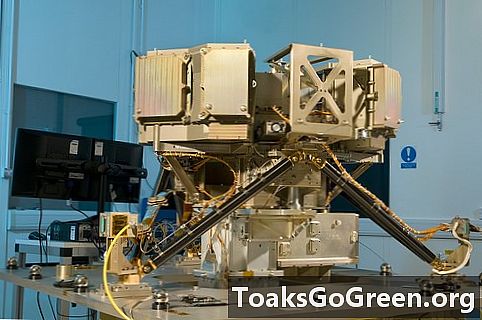 Webb Teleskopinstrumentet klarer test for å tåle romsterker