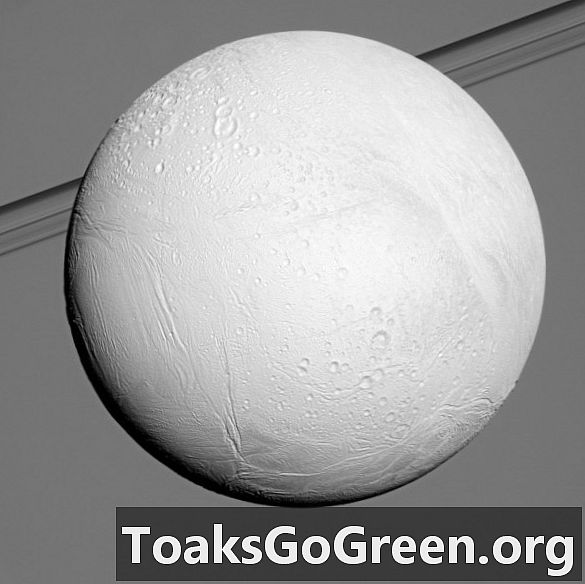 Nauwe ontmoetingen met Enceladus beginnen vandaag