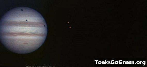 목성의 금요일 밤의 드문 트리플 그림자 이동
