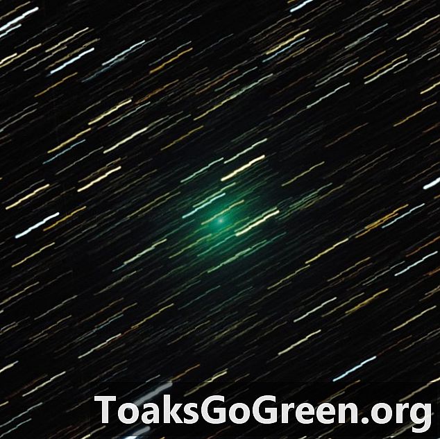 Green Comet 45P: Mga larawan at video