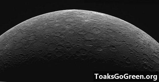 Cometele trecătoare pictate negru de Mercur