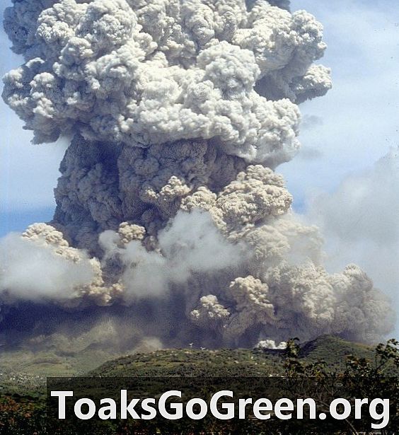 توقع انفجار بركاني عنيف قبل حدوثه