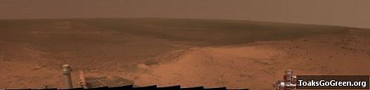 بانوراما مذهلة من روفر الفرص على المريخ يصادف العام 11th