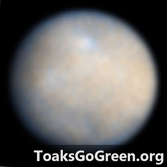 Ši data moksle: Aušros erdvėlaivis arčiau Cereso nei Vesta