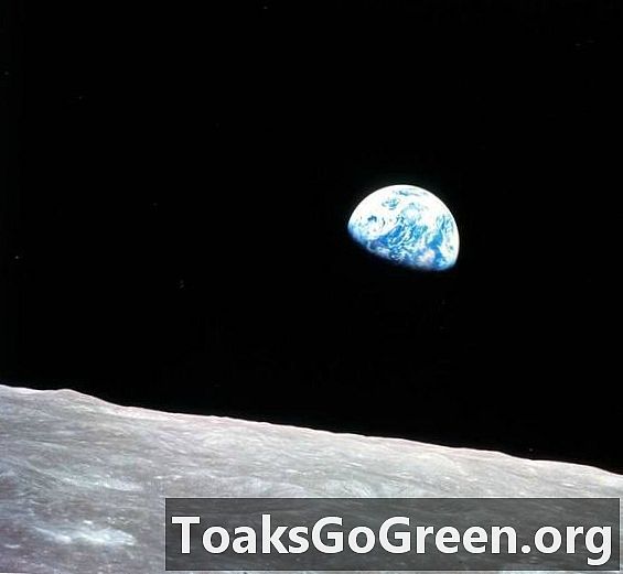 Wat de maan ons over de aarde vertelt